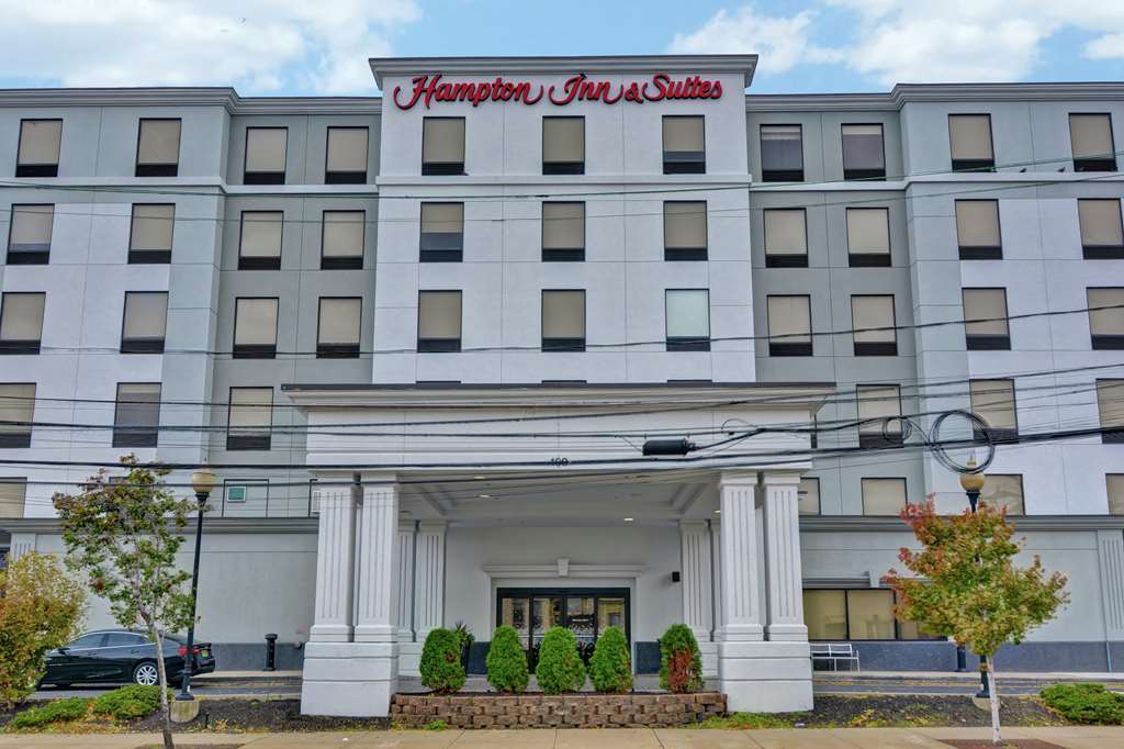 Hampton Inn & Suites Newark-Harrison-Riverwalk Buitenkant foto